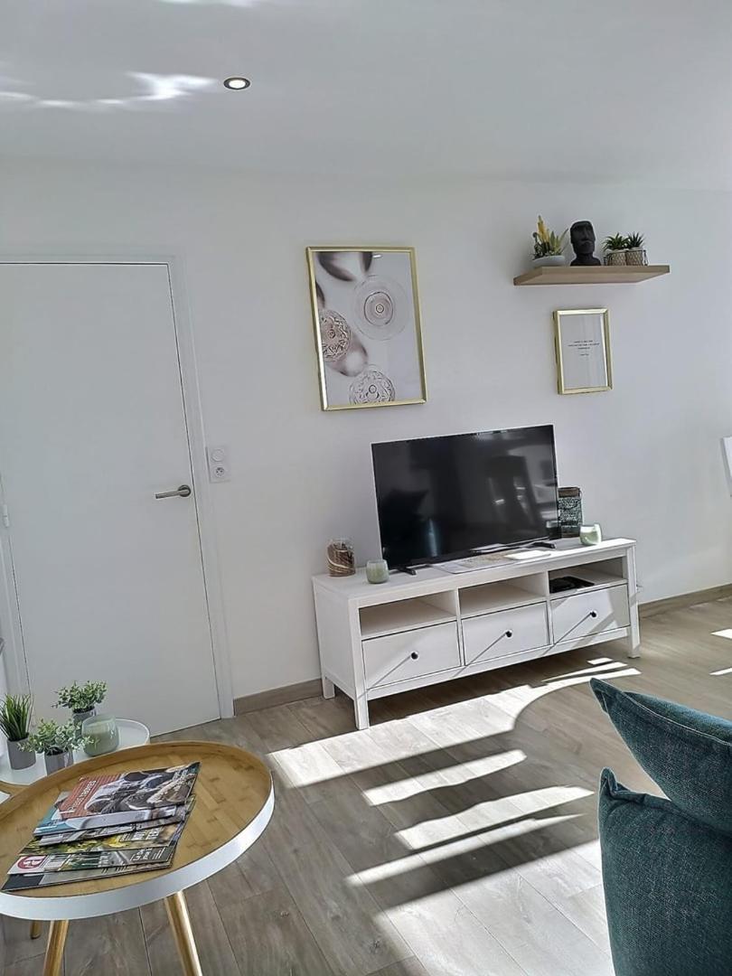 Le Voltaire - Balcon - 2 Chb - 3 Lits - 2 Min Gare Et Cente-Ville - Mon Groom טרואה מראה חיצוני תמונה